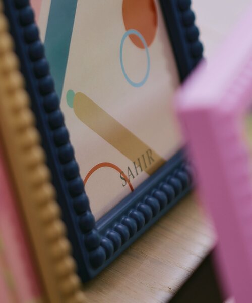 SAHIR（サヒール）の「【SAHIR サヒール】pokopoko photo frame　L（フォトフレーム・レディース・ネイビー/ベージュ・LARGE）」の8枚目の写真