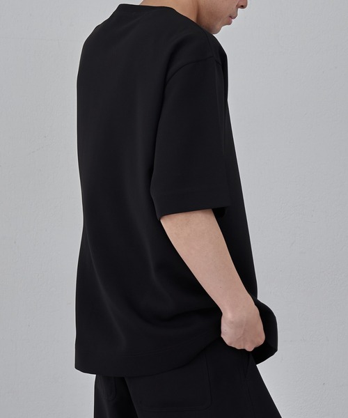 COLONY 2139(コロニートゥーワンスリーナイン)の「ロゴ付きリラックス半袖TEE(Tシャツ/カットソー・メンズ・ネイビー/ブラック・MEDIUM/LARGE)」の6枚目の写真