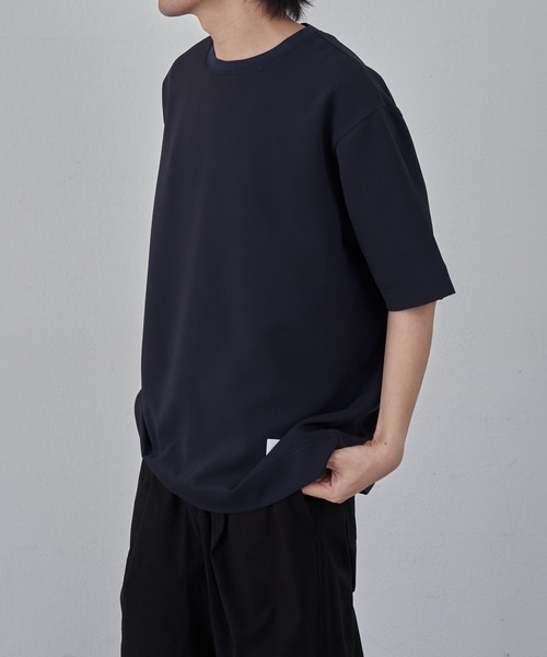 COLONY 2139(コロニートゥーワンスリーナイン)の「ロゴ付きリラックス半袖TEE(Tシャツ/カットソー・メンズ・ネイビー/ブラック・MEDIUM/LARGE)」の8枚目の写真