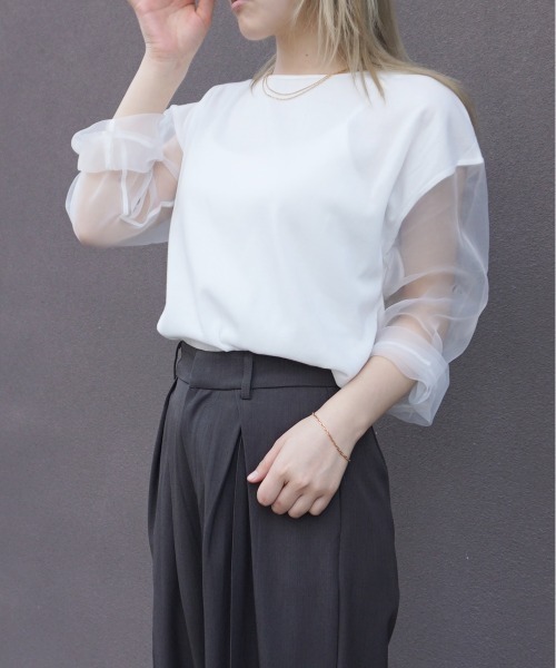 Alt due(オルトデュー)の「【Alt due/オルト デュー】シアースリーブプルオーバー/長袖カットソー(Tシャツ/カットソー・レディース・ホワイト/ブラック・FREE)」の18枚目の写真