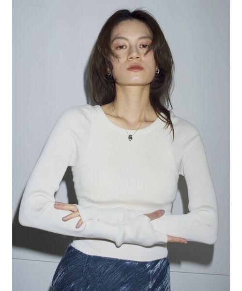 Htage（テージ）の「【Htage】palm別注バックオープンロングスリーブTee（Tシャツ/カットソー・レディース・アイボリー/キャメル・SMALL/MEDIUM）」の7枚目の写真