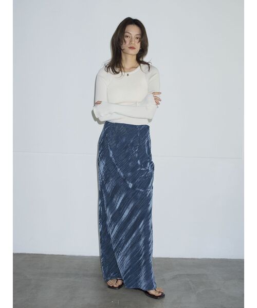 Htage（テージ）の「【Htage】palm別注バックオープンロングスリーブTee（Tシャツ/カットソー・レディース・アイボリー/キャメル・SMALL/MEDIUM）」の8枚目の写真