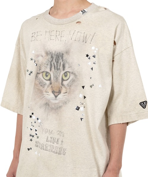 Cat Printed Embellished Distressed T-shirt（Tシャツ/カットソー