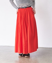 ベルト付きタックロングスカート
