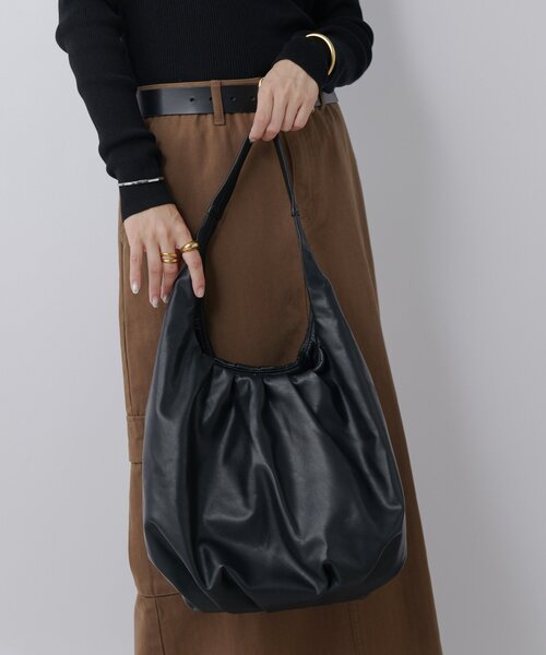 RIVE DROITE（リヴドロワ）の「【収納力◎】ギャザーショルダーバッグ（ショルダーバッグ・レディース・ブラック/ダークブラウン・FREE）」の4枚目の写真