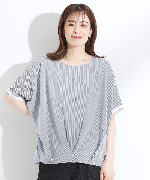 SHOO・LA・RUE(シューラルー)の「【ひんやり/UV】高気温でも快適に インせず決まるドルマントップス(Tシャツ/カットソー・レディース・ブラック/ベージュ系2/ネイビー系2・01/02/03/04)」の10枚目の写真