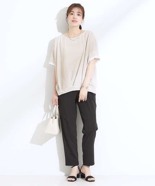 SHOO・LA・RUE(シューラルー)の「【ひんやり/UV】高気温でも快適に インせず決まるドルマントップス(Tシャツ/カットソー・レディース・ブラック/ベージュ系2/ネイビー系2・01/02/03/04)」の20枚目の写真