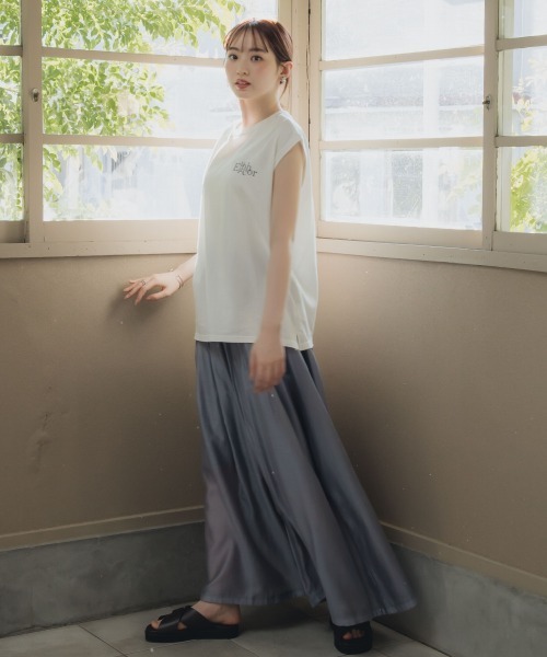 slattgir(スラットジール)の「高身長 綿100%フレンチスリーブロゴプリントTシャツ(UVカット・接触冷感)(トールサイズ)Essenave(Tシャツ/カットソー・レディース・オフホワイト/ベージュ・TM/TL/TLL/T3L/T4L/T5L)」の3枚目の写真
