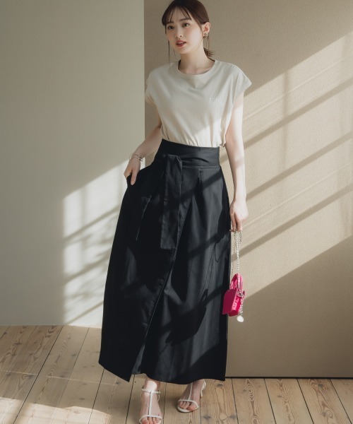slattgir(スラットジール)の「高身長 綿100%フレンチスリーブロゴプリントTシャツ(UVカット・接触冷感)(トールサイズ)Essenave(Tシャツ/カットソー・レディース・オフホワイト/ベージュ・TM/TL/TLL/T3L/T4L/T5L)」の7枚目の写真