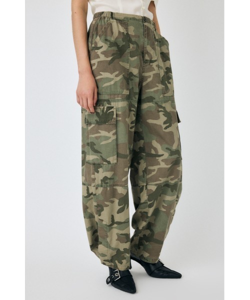 MOUSSY(マウジー)の「HARD EDIT MILITARY パンツ(カーゴパンツ・レディース・ベージュ/グリーン系その他2/ライトブラック・1/2)」の3枚目の写真