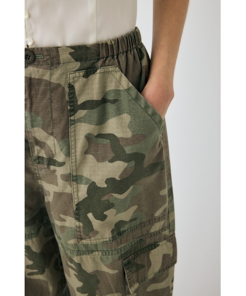 MOUSSY(マウジー)の「HARD EDIT MILITARY パンツ(カーゴパンツ・レディース・ベージュ/グリーン系その他2/ライトブラック・1/2)」の21枚目の写真