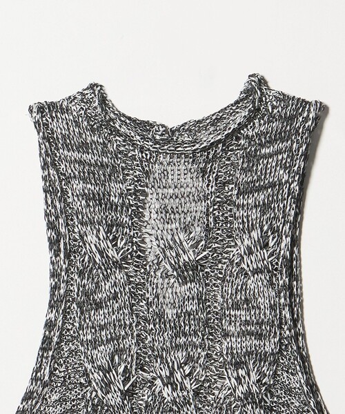 AEWEN MATOPH（イウエン マトフ）の「＜AEWEN MATOPH＞ミックスヤーンケーブルノースリーブニット ‐ ウォッシャブル ‐（ベスト・レディース・ブラック/ブラウン系・FREE）」の10枚目の写真