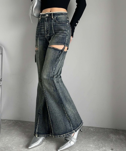 mily bilet（ミウィビレット）の「【mily bilet】甘すぎないスリットで肌魅せ美脚。ウエストピコレースカットアウトリボン使いデニムパンツ（デニムパンツ・レディース・その他1/ブラック系その他2/ブルー・LARGE/MEDIUM/SMALL/X-LARGE）」の9枚目の写真