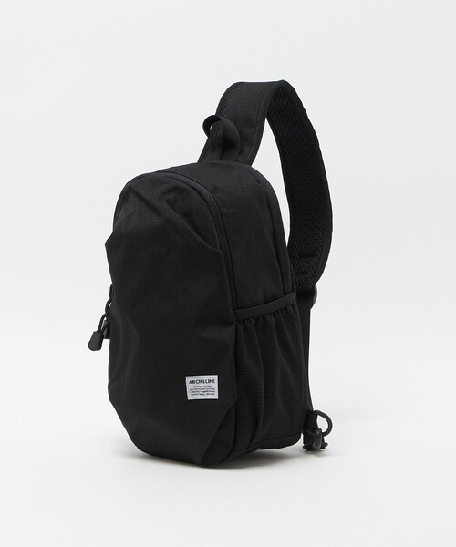 green label relaxing(グリーンレーベルリラクシング)の「<ARCH&LINE>COMPACT DAY BAG(6L) / キッズ(ショルダーバッグ・キッズ・ブラック/ダークグレー・FREE)」の15枚目の写真