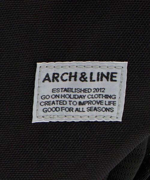 green label relaxing(グリーンレーベルリラクシング)の「<ARCH&LINE>COMPACT DAY BAG(6L) / キッズ(ショルダーバッグ・キッズ・ブラック/ダークグレー・FREE)」の19枚目の写真