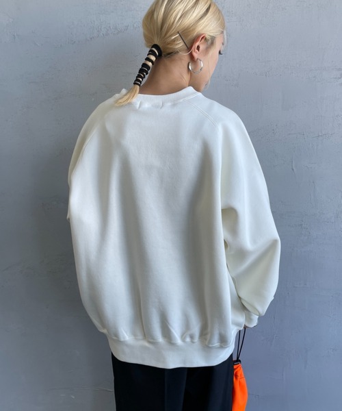 GYMPHLEX（ジムフレックス）の「[GYMPHLEX/ジムフレックス] スイングスリーブ ワンポイントロゴ刺繍 クルーネックスウェット（スウェット・レディース・アイボリー/ライトグレー/チャコールグレー/ブルー/ダークグリーン・M/L）」の19枚目の写真