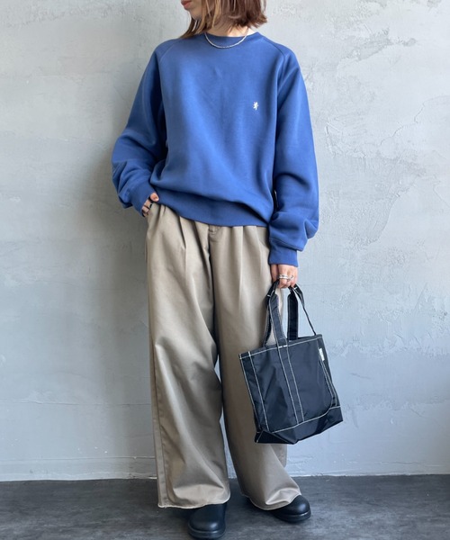 GYMPHLEX（ジムフレックス）の「[GYMPHLEX/ジムフレックス] スイングスリーブ ワンポイントロゴ刺繍 クルーネックスウェット（スウェット・レディース・アイボリー/ライトグレー/チャコールグレー/ブルー/ダークグリーン・M/L）」の15枚目の写真