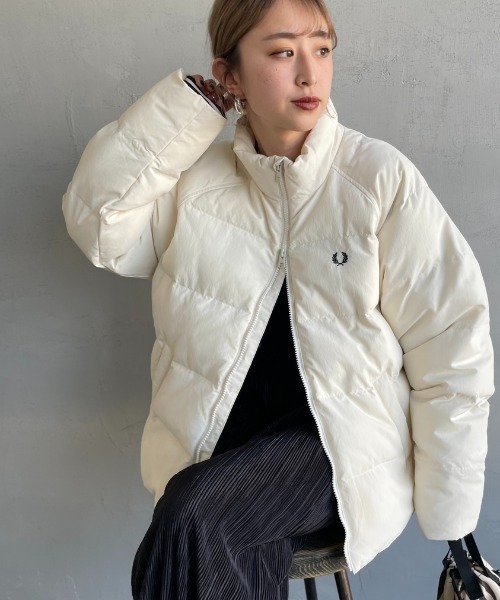 FRED PERRY/フレッドペリー] ワンポイントロゴ刺繍 ラグランスリーブ