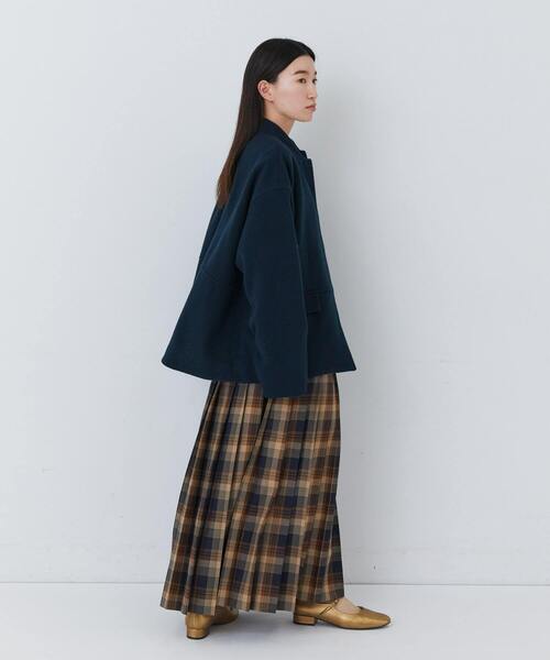 conges payes ADIEU TRISTESSE（コンジェ ペイエ アデュートリステス）の「【12月ベストセラーブランド内5位】ウールビーバーショートコート（その他アウター・レディース・ネイビー/ブラック・38）」の4枚目の写真