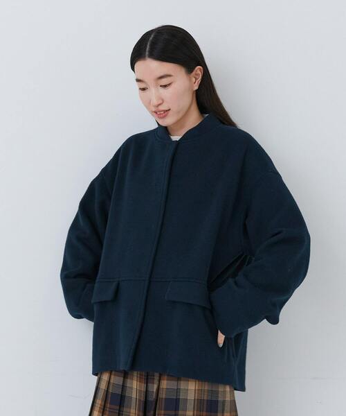 conges payes ADIEU TRISTESSE（コンジェ ペイエ アデュートリステス）の「【12月ベストセラーブランド内5位】ウールビーバーショートコート（その他アウター・レディース・ネイビー/ブラック・38）」の6枚目の写真