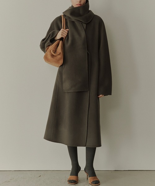 LE CIEL BLEU（ルシェルブルー）の「ダブルフェイスラップコートw/マッチングスカーフ / Double-Face Wrap Coat w/Matching Scarf（その他アウター・レディース・ライトベージュ/グレー/ネイビー・36/34）」の8枚目の写真