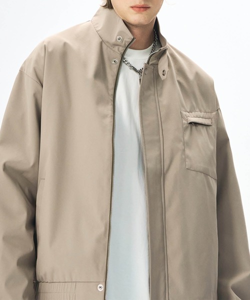 aimoha(アイモハ)の「aimoha men スタンドカラージップブルゾン/Stand collar zip blouson(ナイロンジャケット・メンズ・ブラック/ベージュ/グリーン・MEDIUM/LARGE)」の8枚目の写真