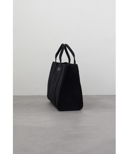 AZUL by moussy（アズールバイマウジー）の「スクエアミドルバッグ（ハンドバッグ・メンズ・ブラック・FREE）」の3枚目の写真