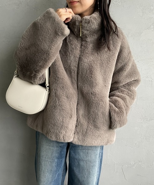 JEANS FACTORY Clothes（ジーンズファクトリークローズ）の「[Jeans Factory Clothes/ジーンズファクトリークローズ] エコファー オーバーサイズブルゾン（その他アウター・レディース・ベージュ/ブラウン/グレイッシュベージュ・F）」の19枚目の写真