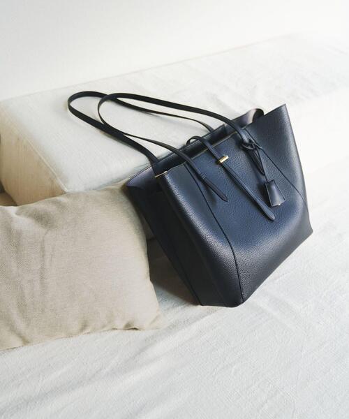 RODESKO チャーム付きA4トートバッグ チャーム付A4トートバッグ（トートバッグ）｜RODE SKO（ロデスコ）の