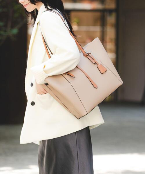 RODE SKO（ロデスコ）の「チャーム付A4トートバッグ（トートバッグ・レディース・ブラック/アイボリー/グレー/ベージュ系その他・ONE）」の15枚目の写真