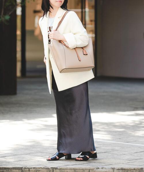 RODE SKO（ロデスコ）の「チャーム付A4トートバッグ（トートバッグ・レディース・ブラック/アイボリー/グレー/ベージュ系その他・ONE）」の14枚目の写真