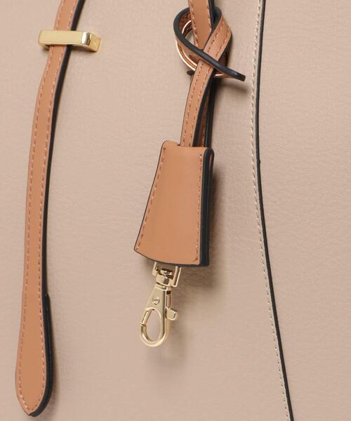 RODE SKO（ロデスコ）の「チャーム付A4トートバッグ（トートバッグ・レディース・ブラック/アイボリー/グレー/ベージュ系その他・ONE）」の5枚目の写真