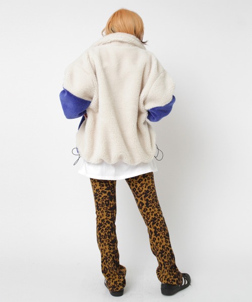 RNA（アールエヌエー）の「J2163 マルチカラーボアジャケット（ブルゾン・レディース・ブルー/ホワイト×ブルー/チャコール・MEDIUM）」の17枚目の写真