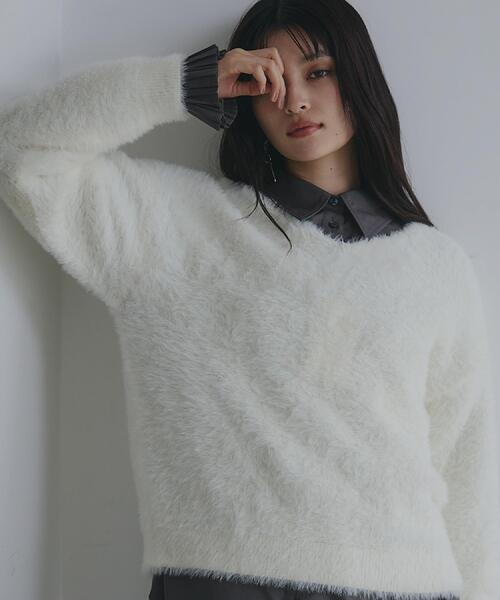 THE SHOP TK （ザ ショップ ティーケー ）の「【選べる7色/華やかで柔らか】ふわふわフェザーニット/洗える・前後2WAY（ニット/セーター・レディース・グレー/ブルー/ワインレッド/ベージュ/スミクロ/ネイビー系5/アイボリー・13/12）」の10枚目の写真