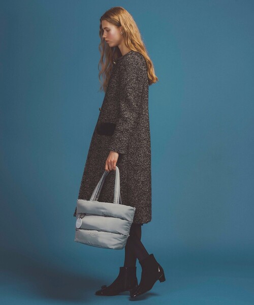 TOCCA(トッカ)の「SNOWBERRY POCKET TWEED コート(ノーカラーコート・レディース・ピンク系5/ブラック系5・0/6/4/2)」の4枚目の写真