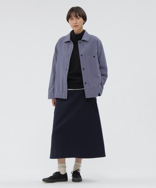 MHL.（エムエイチエル）の「GARMENT DYE PLATED ORGANIC COT（シャツ/ブラウス・レディース・ブラック/ブルー・1/2）」の8枚目の写真