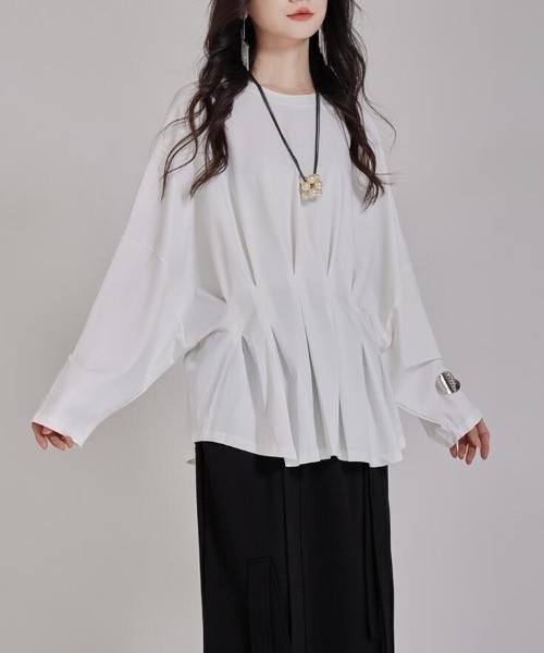 semplice(センプリチェ)の「プリーツデザインボリュームスリーブトップス(Tシャツ/カットソー・レディース・ホワイト/ブラック・F)」の15枚目の写真