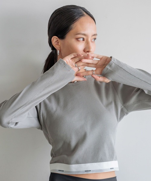 HEREIAM(ヘレイアム)の「【HEREIAM】カップ付きリブプルオーバー(Tシャツ/カットソー・レディース・グレー/ブラック・SMALL/MEDIUM/LARGE)」の8枚目の写真