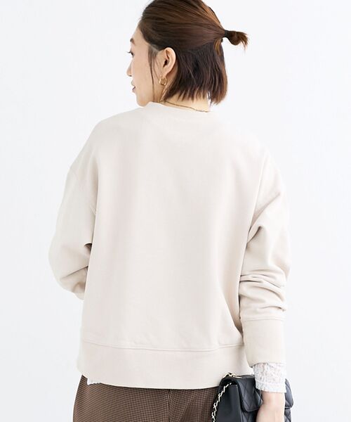 le.coeur blanc（ルクールブラン）の「刺繍入りハーフジップスウェット（スウェット・レディース・ダークグレー/ベージュ・38）」の10枚目の写真