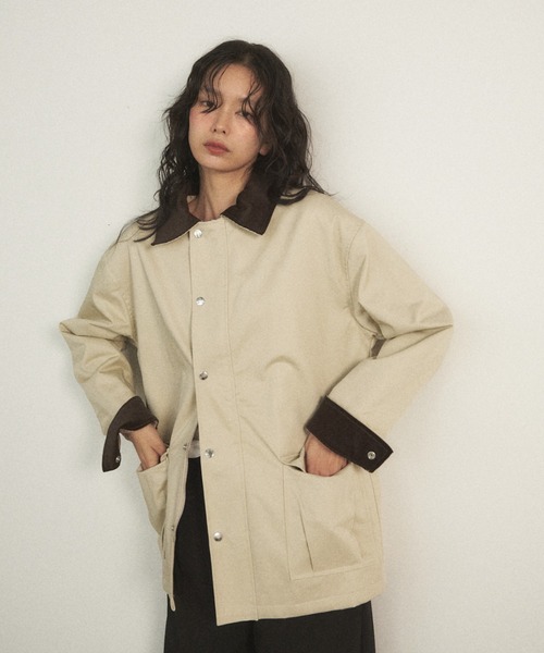 Shelly island（シェリーアイランド）の「襟配色ジャケット（ブルゾン・レディース・カーキ/ベージュ・FREE）」の2枚目の写真