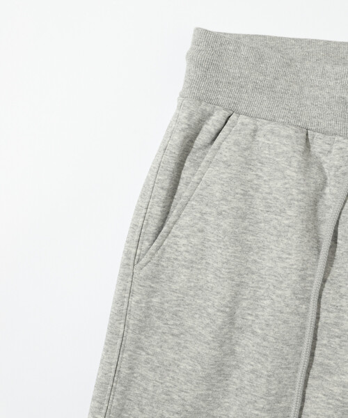 Firsthand(ファーストハンド)の「MA Firsthand/マ ファーストハンド MA ベーシックロゴ刺繍 イージーワイドパンツ / 裏毛スウェットパンツ / 裾ドローコード付き(スウェットパンツ・レディース・レッド/ブラウン/チャコールグレー/グレー・MEDIUM/SMALL)」の12枚目の写真