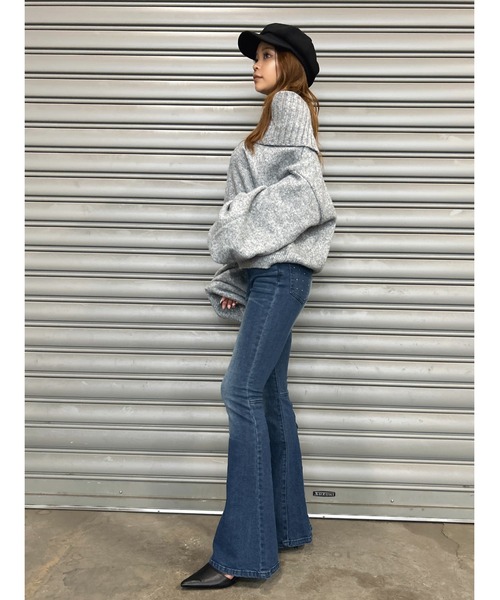 EGOIST（エゴイスト）の「裾レースアップフレアパンツ（デニムパンツ・レディース・ネイビー/ダークネイビー・SS/S/M）」の4枚目の写真