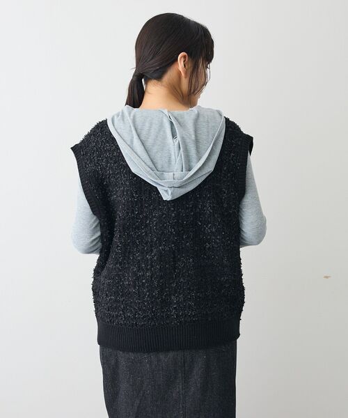 CRAFT STANDARD BOUTIQUE（クラフトスタンダードブティック）の「ツイード編みニットベスト（ベスト・レディース・ブラック/ダークパープル・FREE）」の9枚目の写真