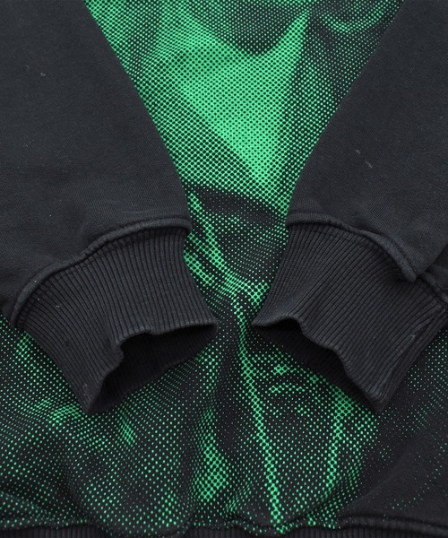 Bershka(ベルシュカ)の「【USED】Billie Eilish×Bershka フーディ(パーカー・メンズ・ブラック・X-SMALL)」の3枚目の写真