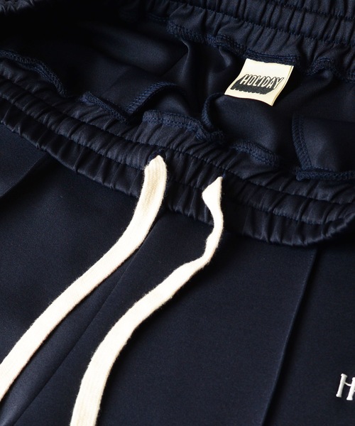 HOLIDAY（ホリデイ）の「FLARE TRACK PANTS フレアトラックパンツ（その他パンツ・レディース・レッド/ネイビー・1/0）」の8枚目の写真
