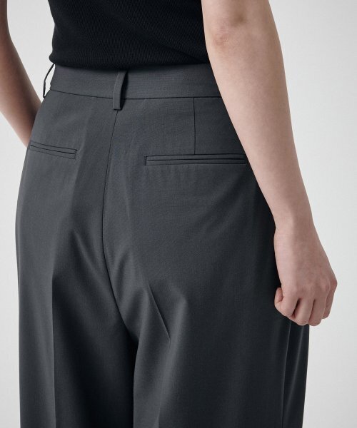 MUSINSA STANDARD WOMAN（ムシンサスタンダードウーマン）の「[クールタンダード] ウィメンズ セミバルーン ヒドゥンバンディング スラックス [グレー]（スラックス・レディース・その他・34/32/24/25/30/31/26/27/28/29）」の7枚目の写真