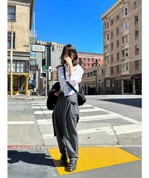 SINOON（シヌーン）の「COTTON CROPED SHIRRING SHIRT（シャツ/ブラウス・レディース・ホワイト・FREE）」の5枚目の写真
