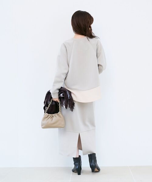 le.coeur blanc（ルクールブラン）の「ボンディングラグラン切替プルオーバー（Tシャツ/カットソー・レディース・ブラウン/グレイッシュベージュ・38）」の7枚目の写真