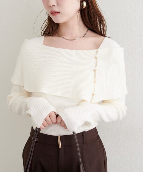 natural couture（ナチュラルクチュール）の「オフショルデザインニット（ニット/セーター・レディース・ブラウン/アイボリー/グレイッシュベージュ/ブラック・FREE）」の2枚目の写真