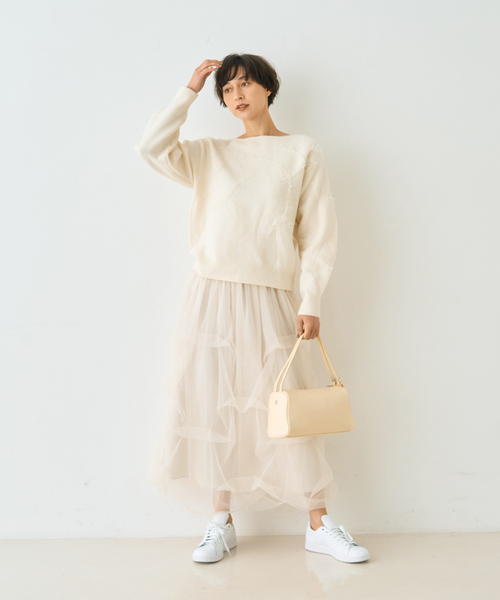 EMMA ROUGE VIF(エマルージュヴィフ)の「【一部店舗限定】フェザーラインニットプルオーバー(ニット/セーター・レディース・チャコールグレー/オフホワイト・フリー)」の15枚目の写真